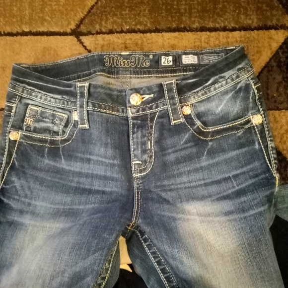 Moschino & Miss Me set - Picture 7 of 7